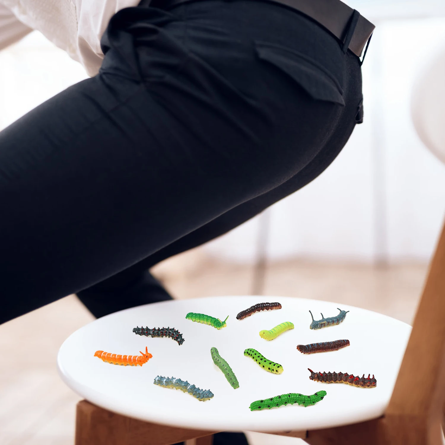 Prank Toys - 12 szt. Modeli Owadów Gąsienica Dowcip