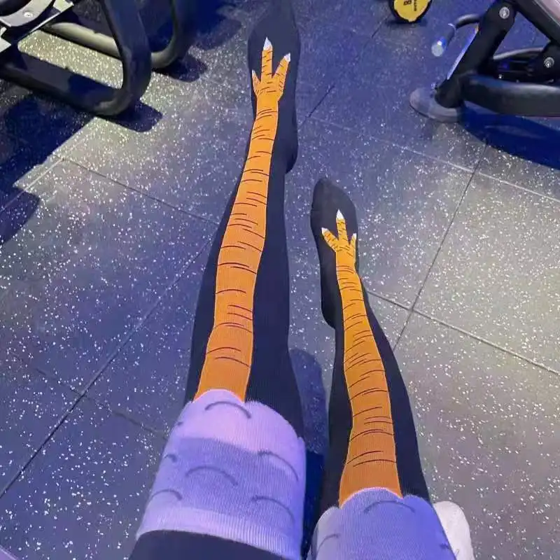 Funny Chicken Leg Socks - Modne skarpetki damskie z kolanami Śmieszne