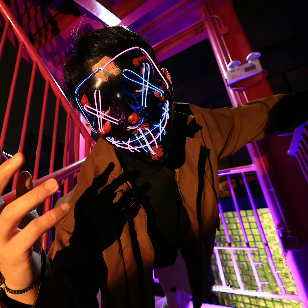 Bezprzewodowa neonowa maska LE – Led Purge Mask Halloween recenzja i cena