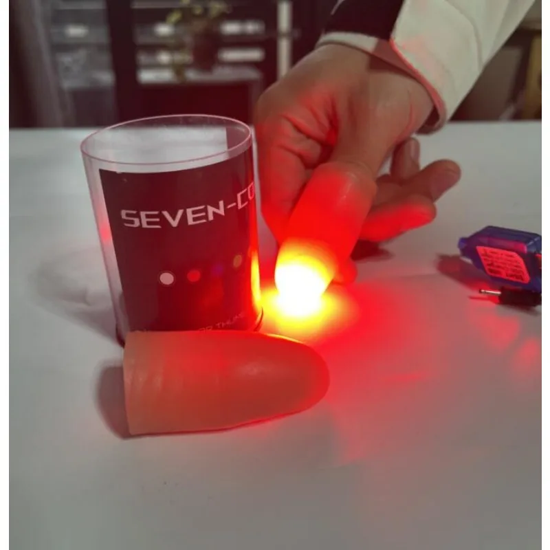 Siedem Kolorów LED Światło Kci – Thumb Tip Magic Trick Set recenzja i cena