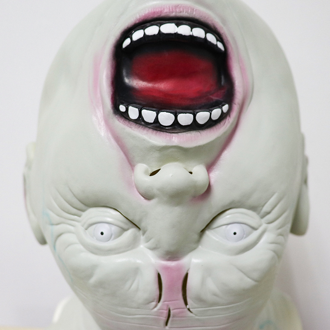 Realistyczna lateksowa maska p – Latex Alien Mask Realistic recenzja i cena
