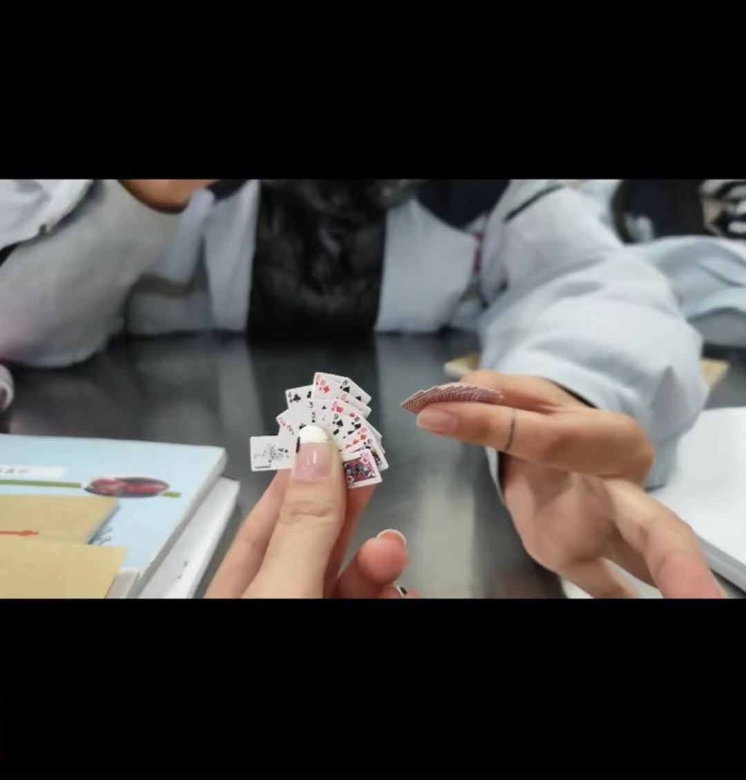 1 zestaw Mini karty do pokera  – Prank Toys recenzja i cena